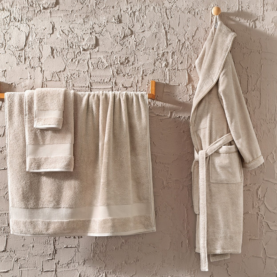 Classic Towel Essentials, 100% Cotton Jersey, Beige, 30x50 cm