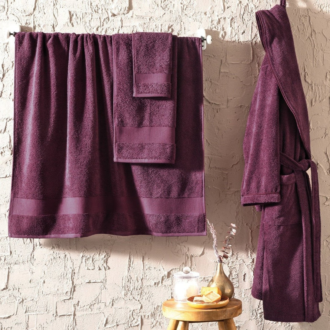 Classic Towel Essentials, 100% Cotton Jersey, Purple, 50x90 cm