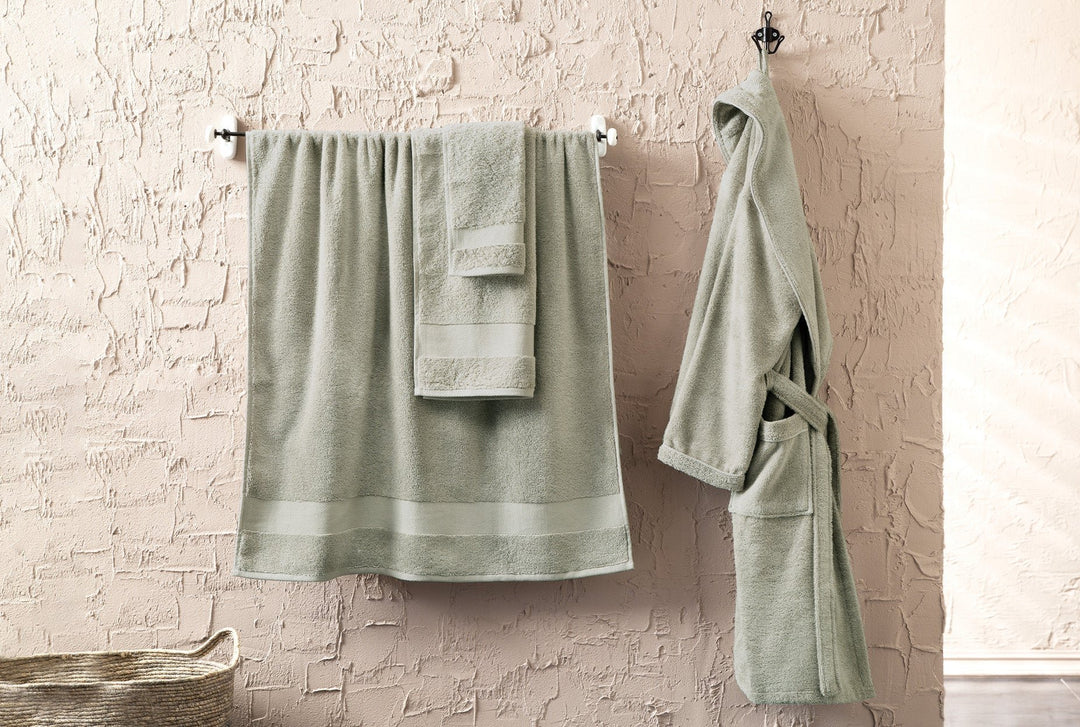 Classic Bathrobe Essentials, 100% Cotton Jersey, Light Green, size S/M