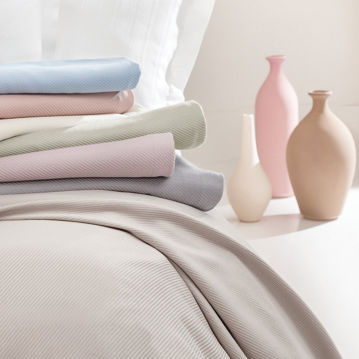 Bamboo Luxury Throw Blanket Anders, Powder Pink, 200x220 cm