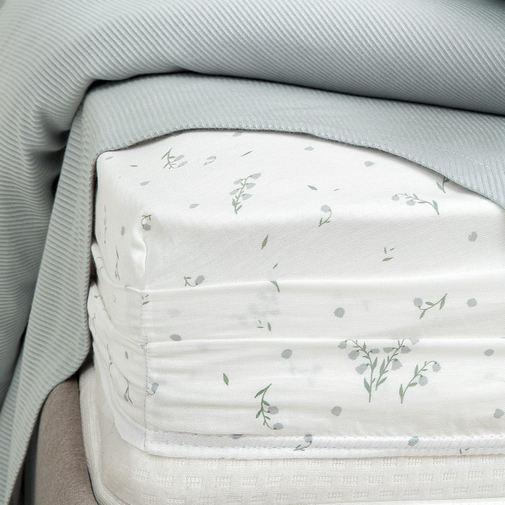 Bamboo Throw Set Ramona, with Fitted Sheet and Pillowcase, Light Green, 160x220 cm