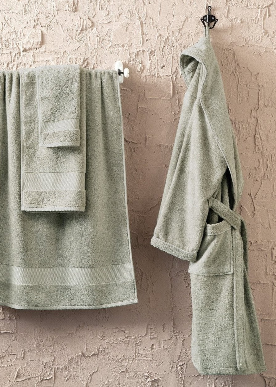 Classic Bathrobe Essentials, 100% Cotton Jersey, Light Green, size S/M