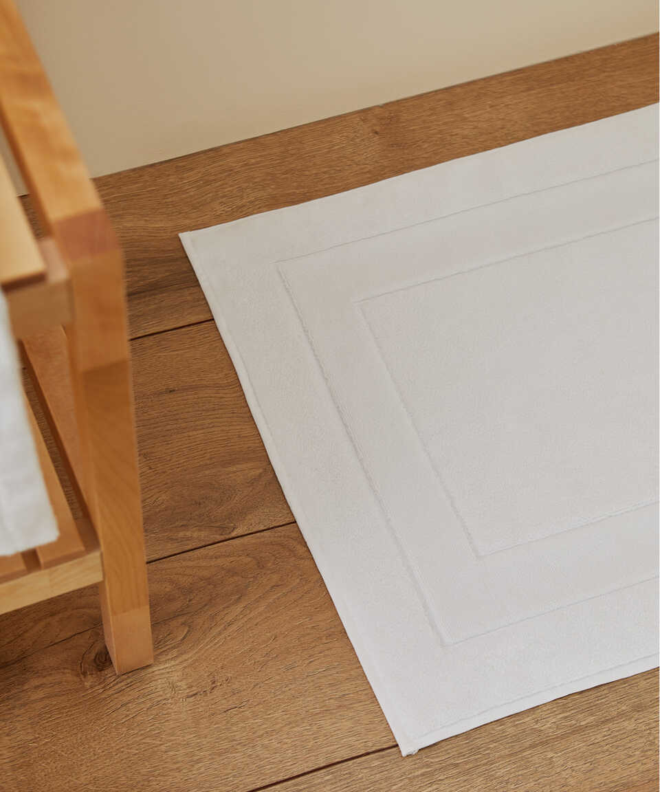 Premium Cotton Bath Mat Fresh, white, 50x80 cm