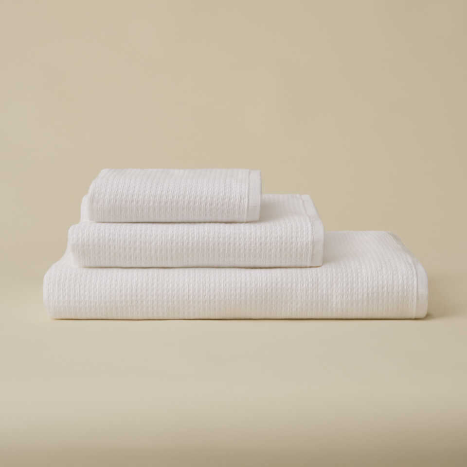 Sultan Collection Waffle Bath Towel, 100% Turkish Cotton, 75x160 cm