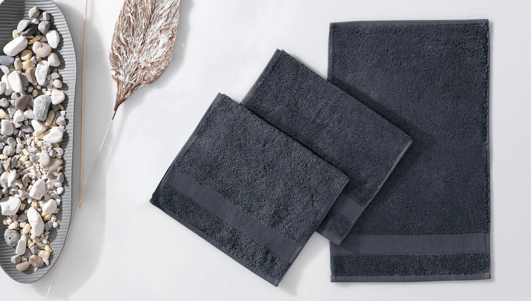 Classic Towel Essentials, 100% Cotton Jersey, Anthracite, 30x50 cm