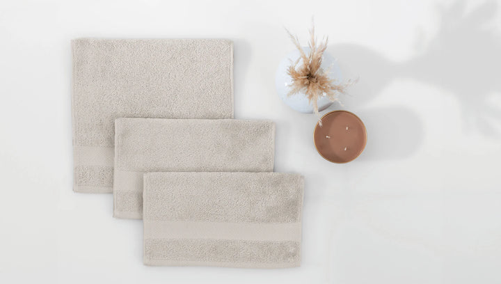 Classic Towel Essentials, 100% Cotton Jersey, Beige, 30x50 cm