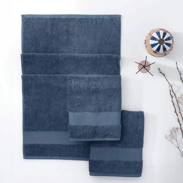 Classic Towel Essentials, 100% Cotton Jersey, Navy, 50x90 cm