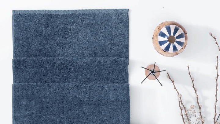 Classic Towel Essentials, 100% Cotton Jersey, Navy, 50x90 cm