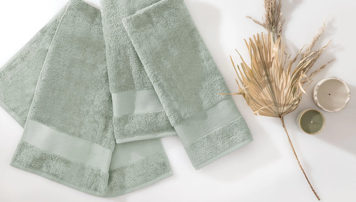 Classic Towel Essentials, 100% Cotton Jersey, Light Green, 50x90 cm