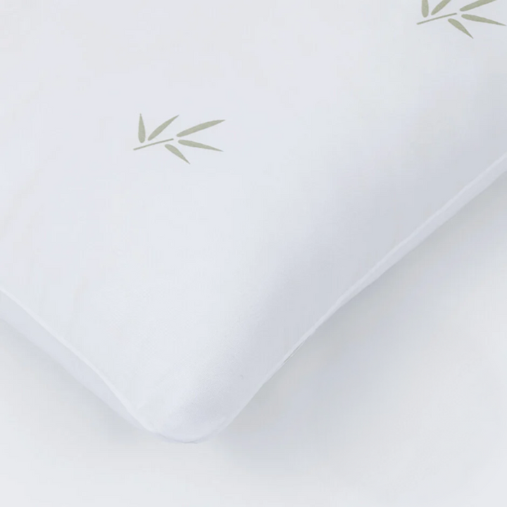 Bamboo Pillow Nuevo, 800 gr, 50x70 cm
