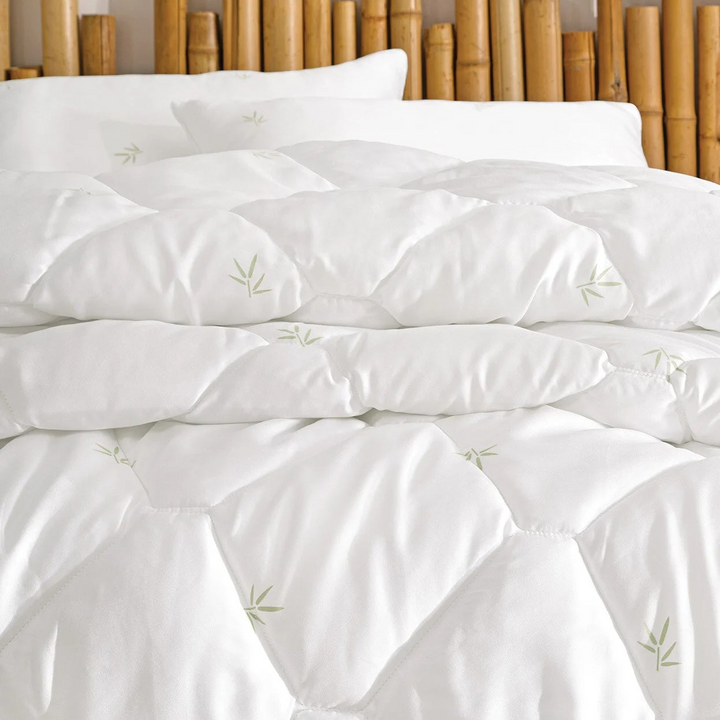 Bamboo Duvet Nuevo, 300 g/m², 160x220 cm