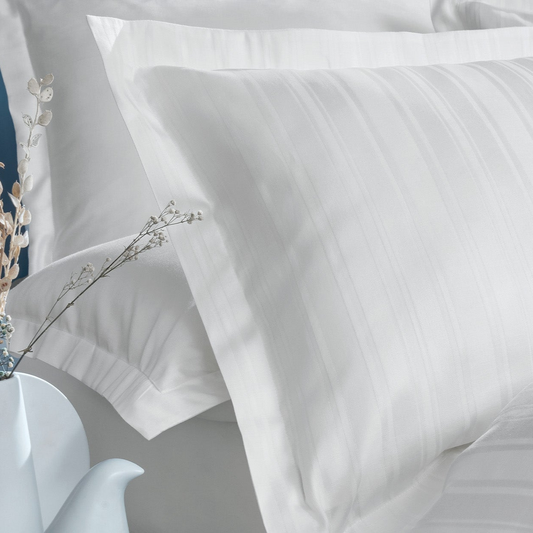 Shelly Jacquard Duvet Cover Set, with Bed Sheet, Bamboo Sateen, White, 200x220 cm