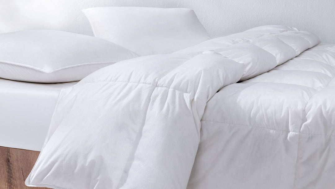 Down Duvet Pure, filled with goose down, 350 g/m², 200x220 cm