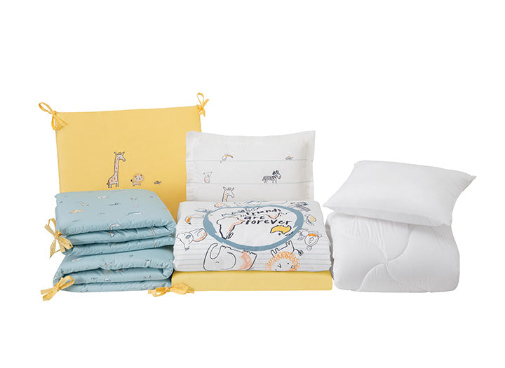 baby sleeing set Friends displayed in white background